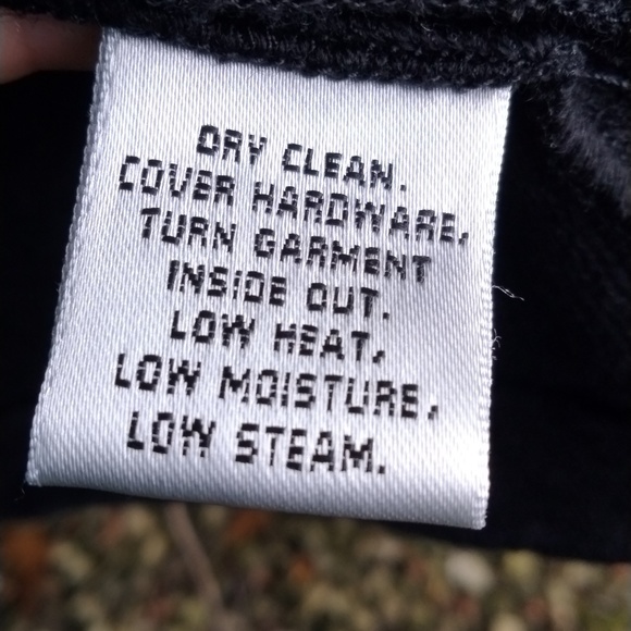 St. John made in USA Beautiful Sweater Jacket size 16 - Picture 7 of 11